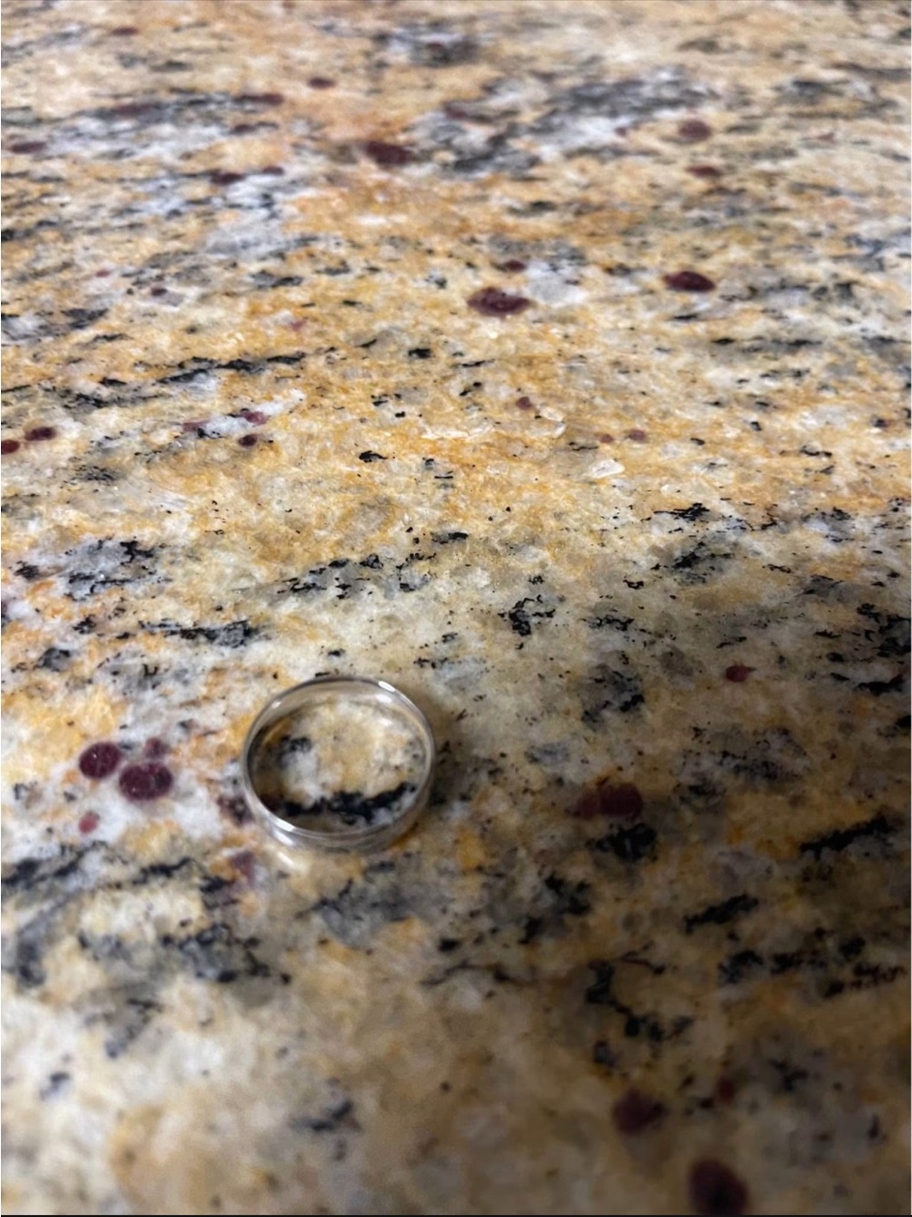 Zales 14kt gold new Men's Wedding Band size 9